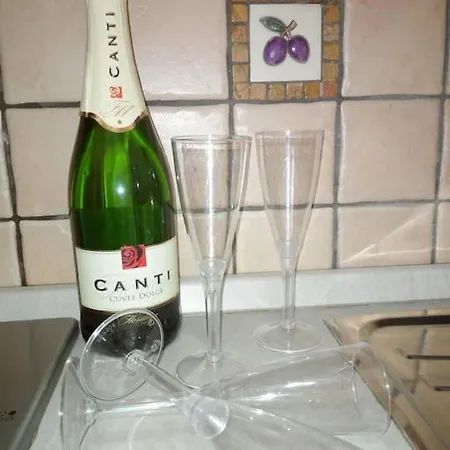 Fra Il Centro E Il Mare Avola