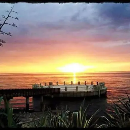 Fra Il Centro E Il Mare Avola