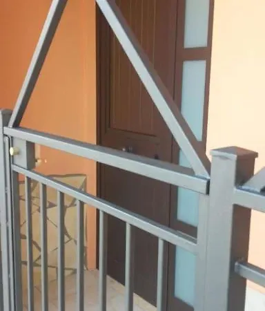 Fra Il Centro E Il Mare Avola