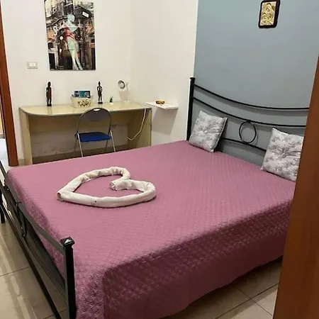 Fra Il Centro E Il Mare *