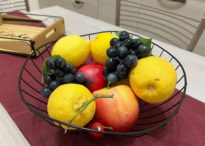 Fra Il Centro E Il Mare * Avola