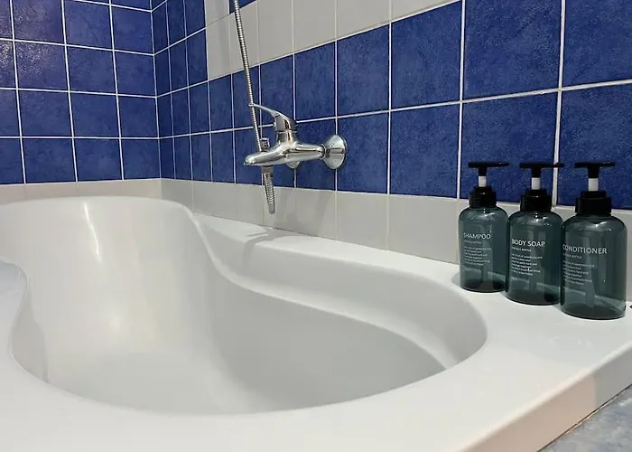 Fra Il Centro E Il Mare * Avola